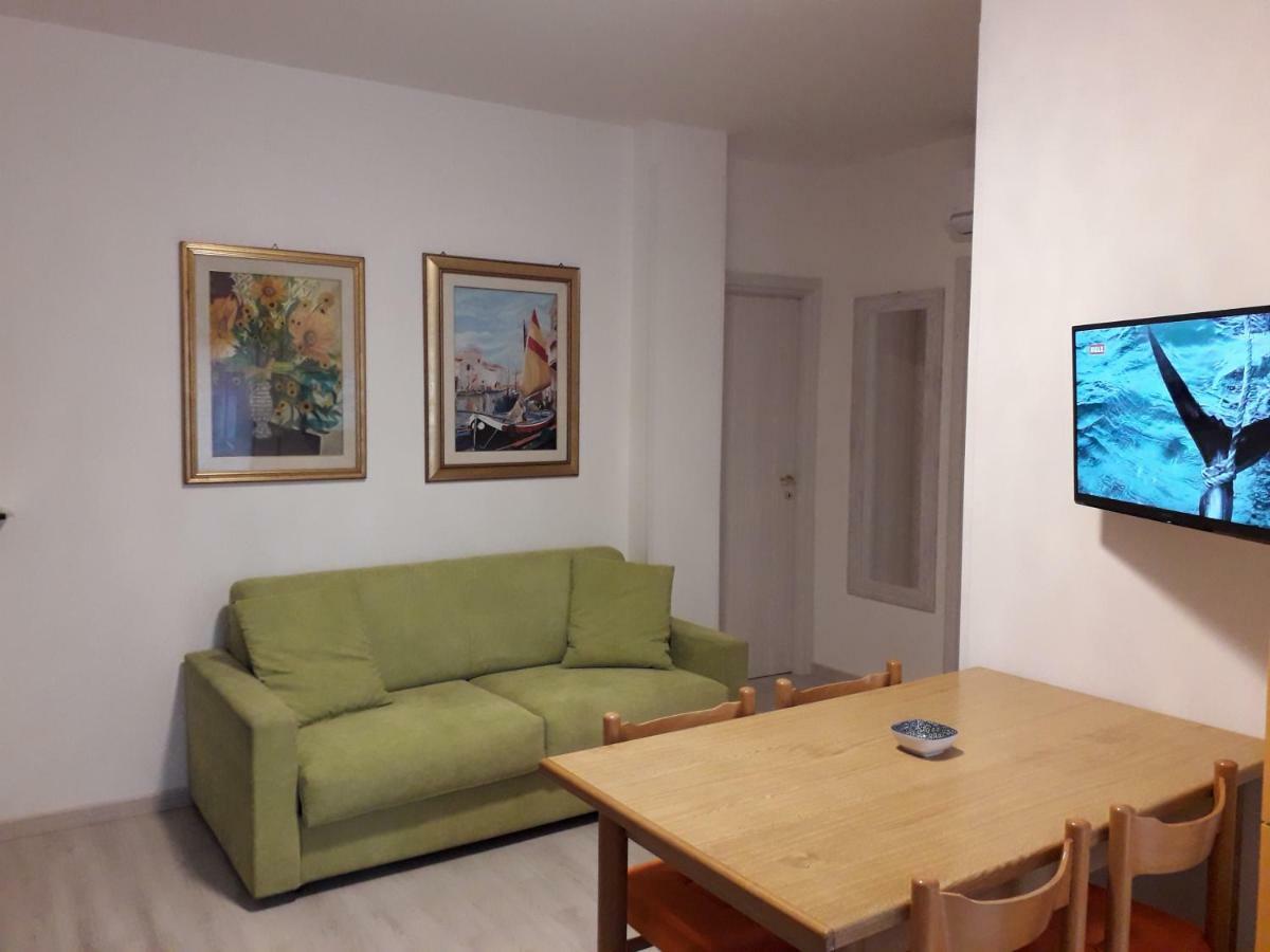 Appartamento Al Mare Lorella Sottomarina Exterior photo