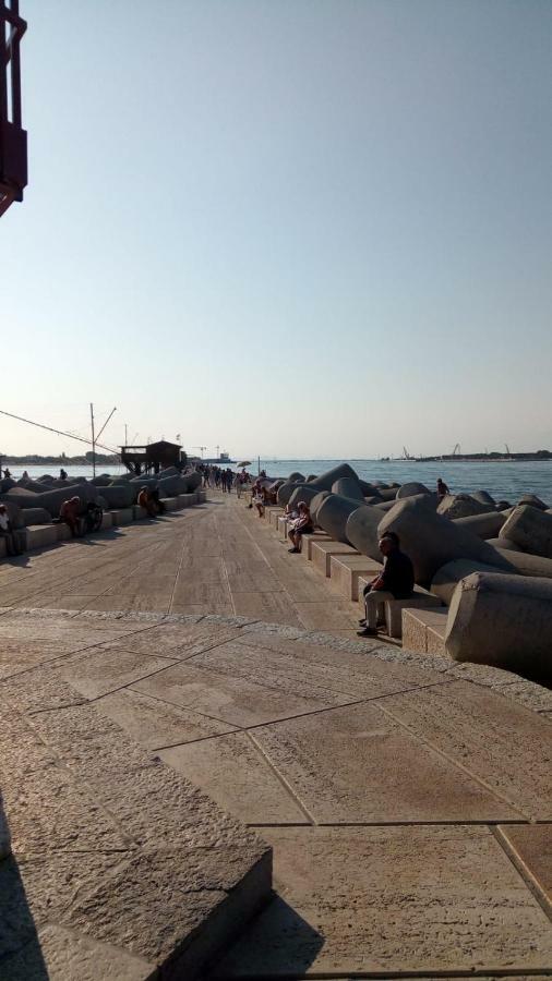 Appartamento Al Mare Lorella Sottomarina Exterior photo